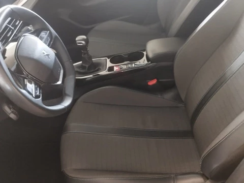 Peugeot 208 PureTech 73kW (100CV) Allure