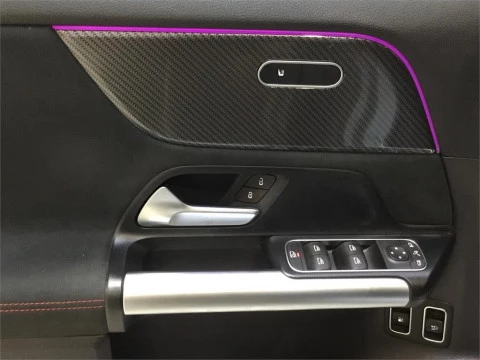 Mercedes-Benz GLA 250 e con tecnología híbrida EQ