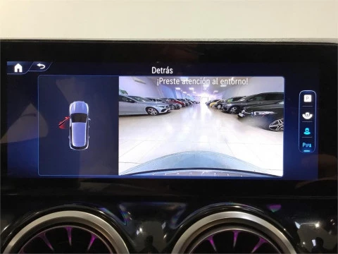 Mercedes-Benz GLA 250 e con tecnología híbrida EQ