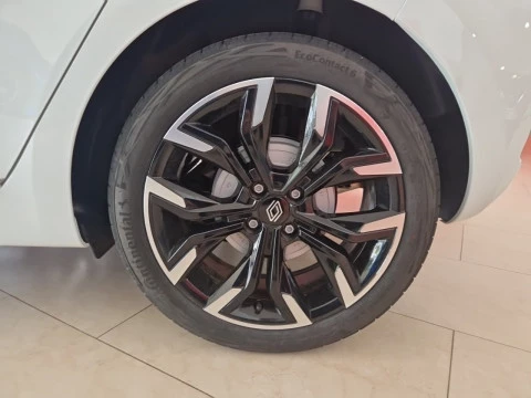 Renault Clio Techno E-Tech full hybrid 145 (103kw)