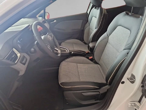 Renault Clio Techno E-Tech full hybrid 145 (103kw)