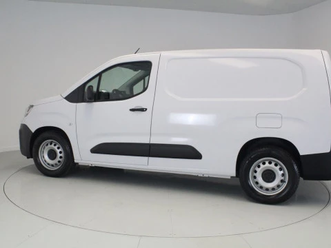 Fiat Doblò BEV 50KWH 100KW L2 136 4P