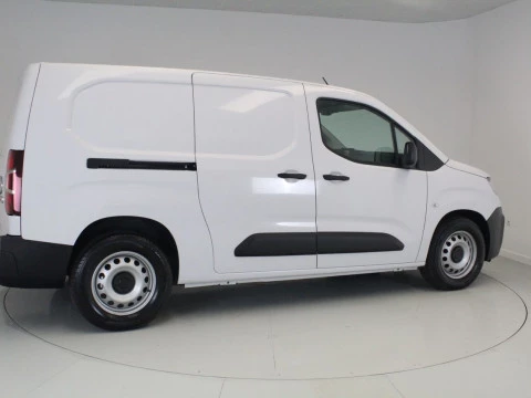 Fiat Doblò BEV 50KWH 100KW L2 136 4P