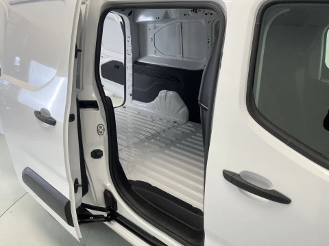 Fiat Doblò BEV 50KWH 100KW L2 136 4P