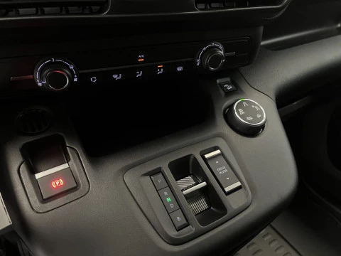 Fiat Doblò BEV 50KWH 100KW L2 136 4P