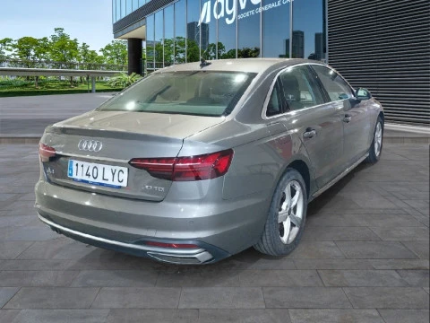 Audi A4 Advanced 30 TDI 100kW (136CV) S tronic