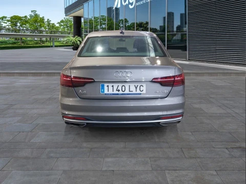 Audi A4 Advanced 30 TDI 100kW (136CV) S tronic