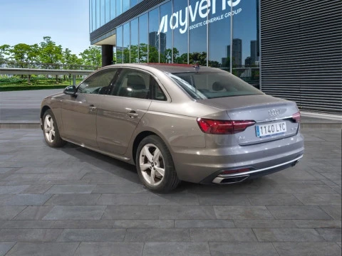Audi A4 Advanced 30 TDI 100kW (136CV) S tronic