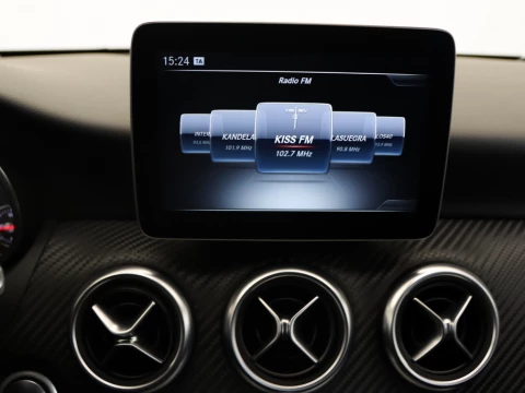 Mercedes-Benz A-CLASS CLASE A 180 AMG LINE 5P