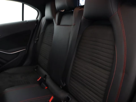 Mercedes-Benz A-CLASS CLASE A 180 AMG LINE 5P