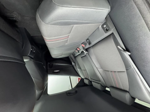 Toyota Corolla 2.0 180H GR-SPORT E-CVT