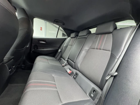 Toyota Corolla 2.0 180H GR-SPORT E-CVT