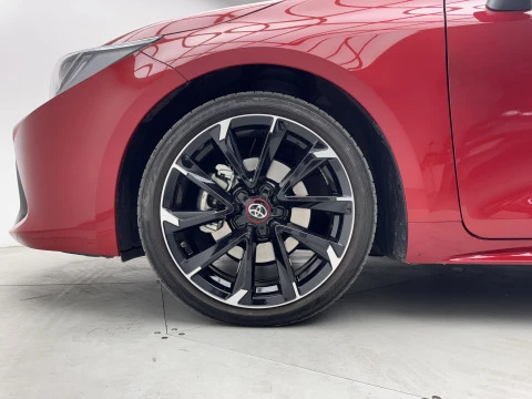 Toyota Corolla 2.0 180H GR-SPORT E-CVT