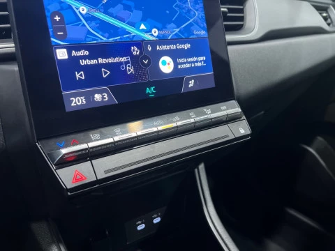 Renault Captur techno Eco-G 100cv (74 kW)