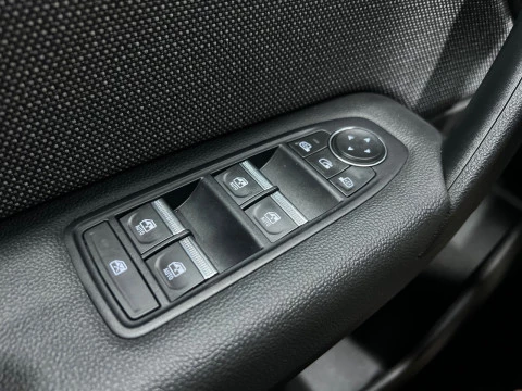 Renault Captur techno Eco-G 100cv (74 kW)