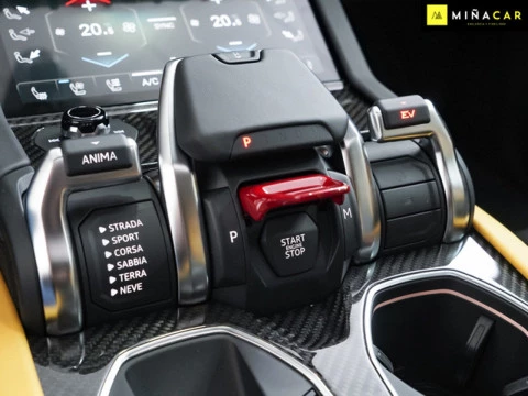 Lamborghini Urus 4.0 V8 PHEV SE
