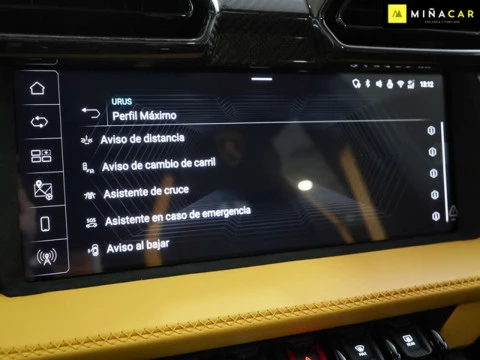 Lamborghini Urus 4.0 V8 PHEV SE