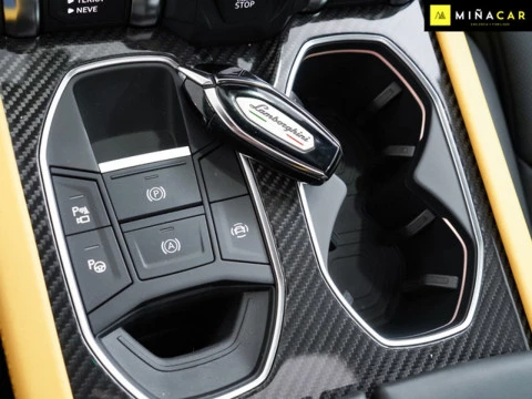 Lamborghini Urus 4.0 V8 PHEV SE