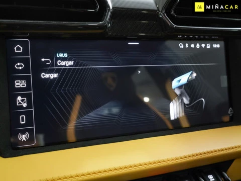 Lamborghini Urus 4.0 V8 PHEV SE