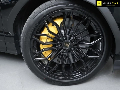 Lamborghini Urus 4.0 V8 PHEV SE