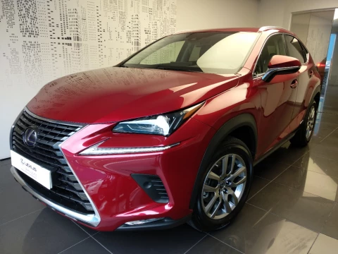 Lexus NX 2.5 300h Executive Navigation 4WD Lexus NX 2.5 300h Executive Navigation 4WD