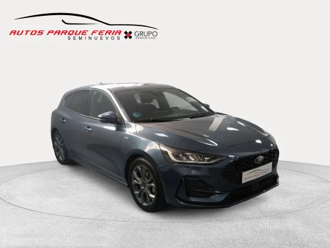 Ford Focus 1.0 Ecoboost MHEV 114kW ST-Line Auto
