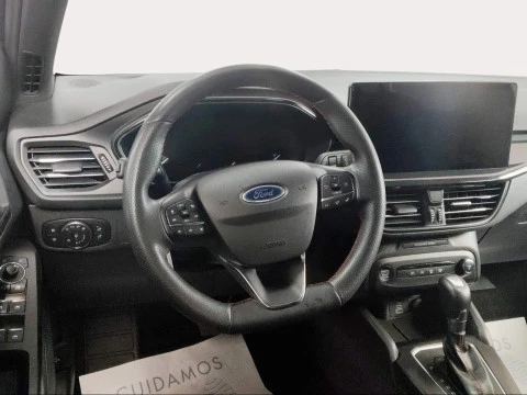 Ford Focus 1.0 Ecoboost MHEV 114kW ST-Line Auto
