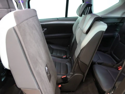 Renault ESPACE 1.8 TCE INITIALE PARIS EDC 165KW - 18 5P