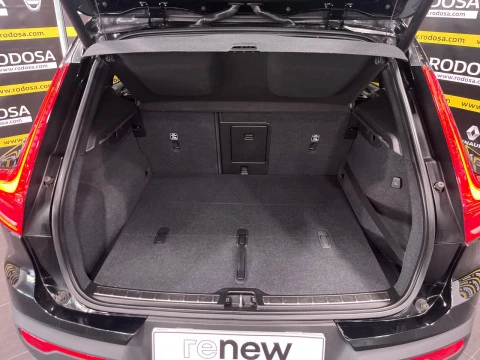 Volvo XC40 2.0 T4 R-Design Auto