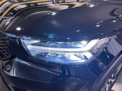 Volvo XC40 2.0 T4 R-Design Auto