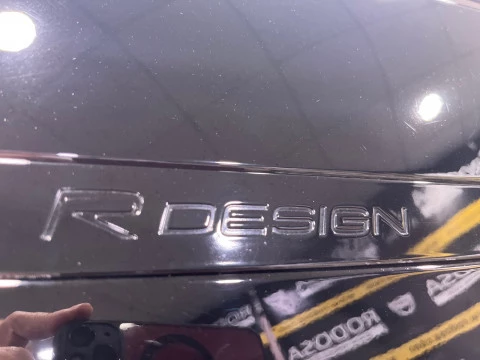 Volvo XC40 2.0 T4 R-Design Auto