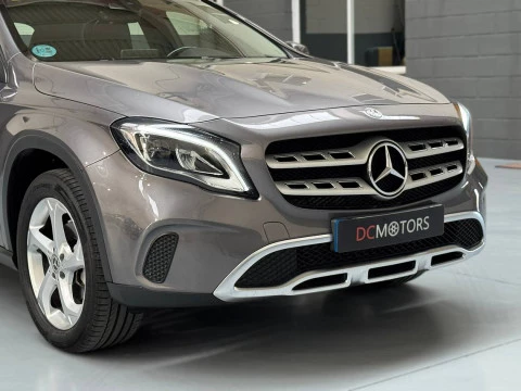Mercedes-Benz Clase GLA GLA 180 AMG Line