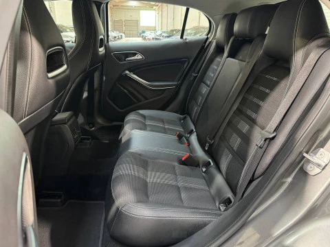 Mercedes-Benz Clase GLA GLA 180 AMG Line