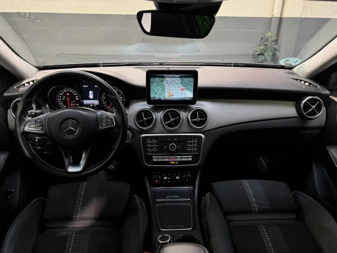 Mercedes-Benz Clase GLA GLA 180 AMG Line