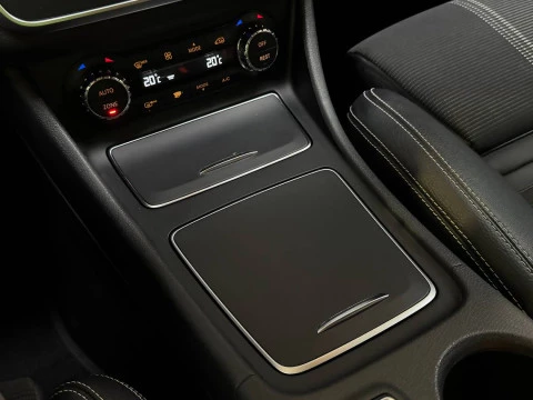 Mercedes-Benz Clase GLA GLA 180 AMG Line