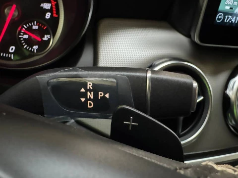 Mercedes-Benz Clase GLA GLA 180 AMG Line