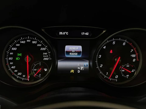 Mercedes-Benz Clase GLA GLA 180 AMG Line