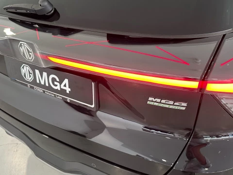 MG4 64kWh Luxury