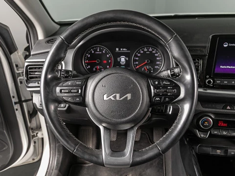 Kia Stonic 1.0 T-GDi 74kW (100CV) MHEV iMT Drive