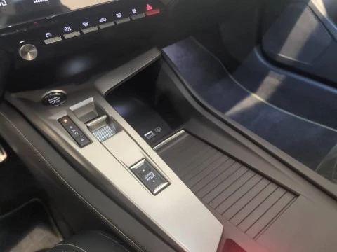 Peugeot 408 408 GT PLUG-IN HYBRID 225 e-EAT8