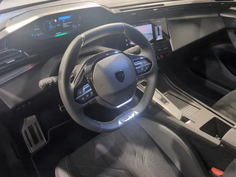 Peugeot 408 408 GT PLUG-IN HYBRID 225 e-EAT8
