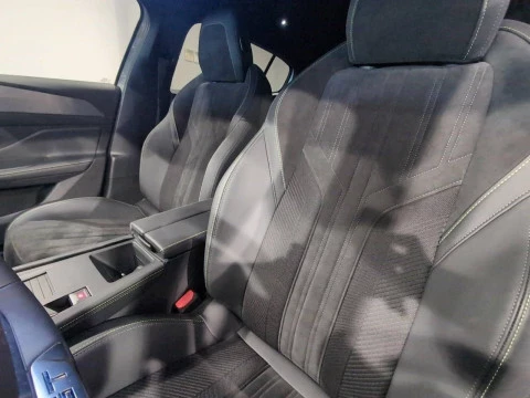 Peugeot 408 408 GT PLUG-IN HYBRID 225 e-EAT8