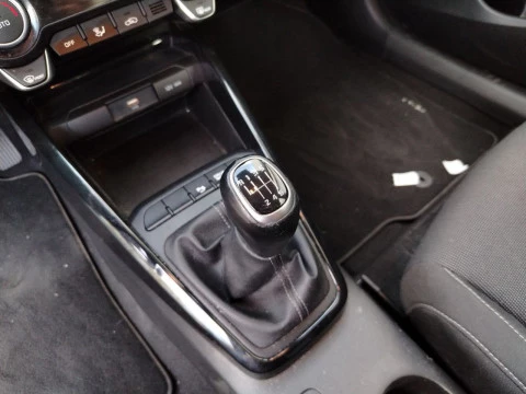 Kia Rio 1.0 T-GDi 88kW (120CV) MHEV iMT Drive