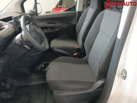 Peugeot Partner   Standard 600kg BlueHDi 73kW Pro