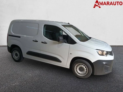 Peugeot Partner   Standard 600kg BlueHDi 73kW Pro