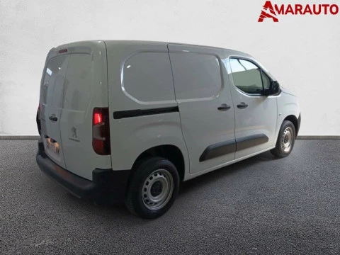 Peugeot Partner   Standard 600kg BlueHDi 73kW Pro