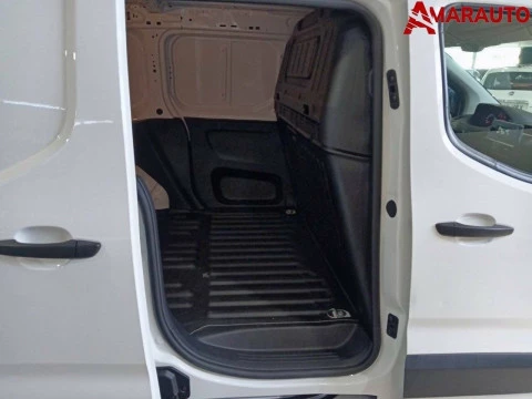 Peugeot Partner   Standard 600kg BlueHDi 73kW Pro