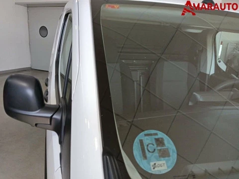 Peugeot Partner   Standard 600kg BlueHDi 73kW Pro