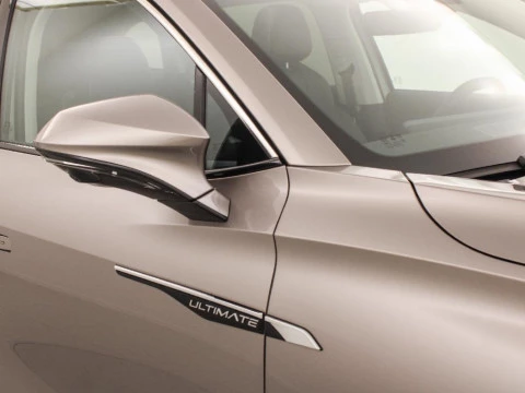 MGS9 1.5T PHEV PREMIUM AUTO 299 5P 7 Plazas