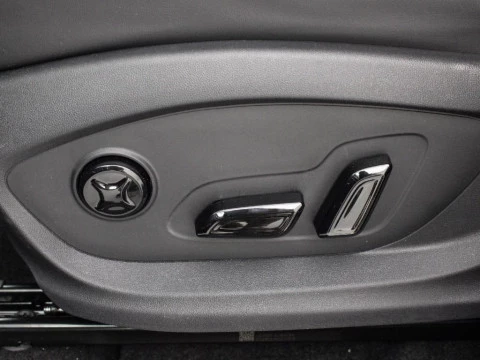 MGS9 1.5T PHEV PREMIUM AUTO 299 5P 7 Plazas